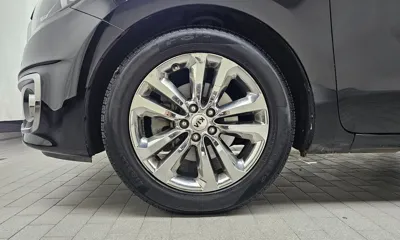 Kia Canival 2016, 182155 км, за 7734.01 USD