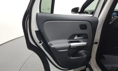 Mercedes-Benz EQA 2023, 82640 км, за 22687.37 USD - фото 25
