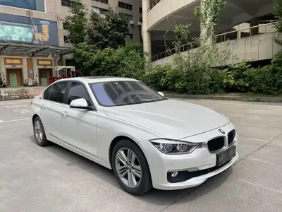 BMW 3 Series 2017, 100000 км, за 8651.98 USD