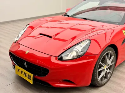 Ferrari California T 2011, 70000 км, за 41023.34 USD