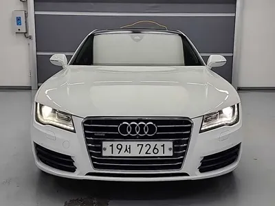 Audi A7 2015, 107802 км, за 6955.73 USD
