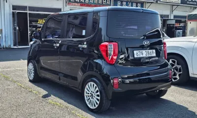 Kia Ray 2013, 100963 км, за 3872.92 USD
