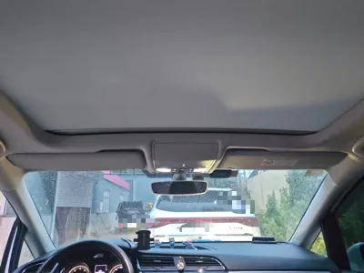 Volkswagen Touran 2021, 85300 км, за 13772 USD - фото 19