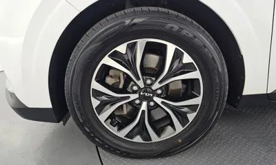Kia Canival 2023, 85467 км, за 16156.36 USD