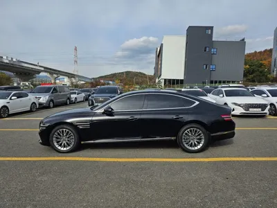 Genesis G80 2023, 4581 км, за 28741.32 USD