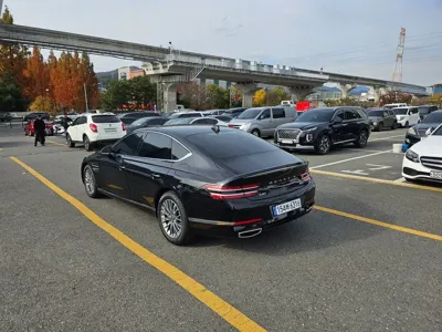 Genesis G80 2023, 4581 км, за 28741.32 USD