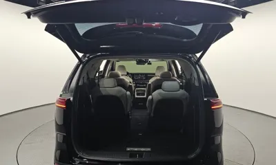 Kia Canival 2023, 73885 км, за 17847.71 USD - фото 20