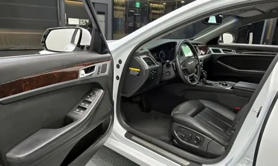 Hyundai Genesis 2016, 107089 км, за 8710.91 USD - фото 9