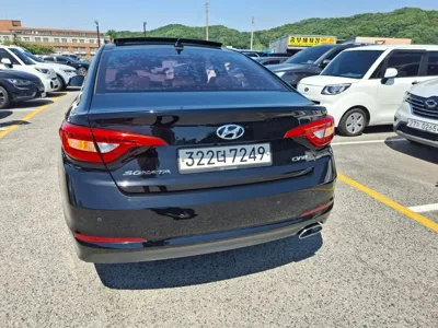 Hyundai Sonata 2016, 136686 км, за 5200.54 USD