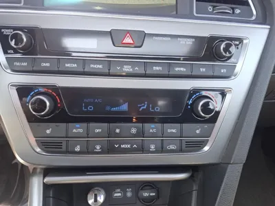 Hyundai Sonata 2016, 136686 км, за 5200.54 USD - фото 15