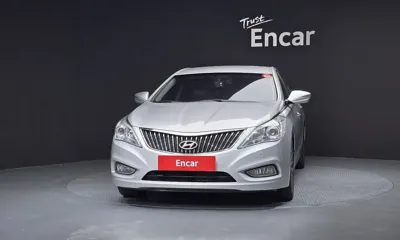 Hyundai Grandeur 2013, 150200 км, за 4226.08 USD