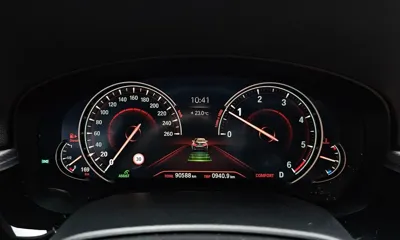 BMW 5-Series 2018, 90588 км, за 16830.26 USD - фото 8