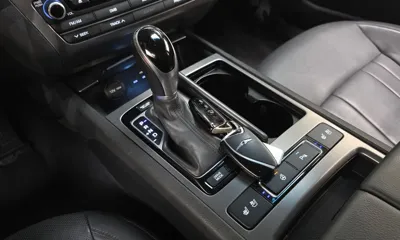 Hyundai Genesis 2015, 60323 км, за 7814.02 USD - фото 9