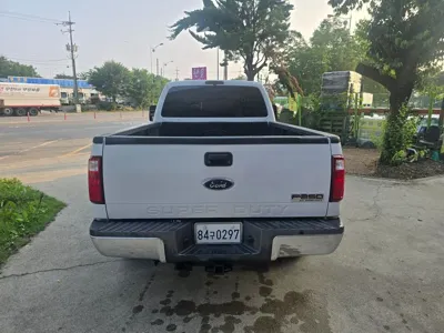 Ford F250 2008, 263000 км, за 15764.58 USD