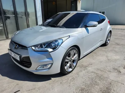 Hyundai Veloster · 2012 год