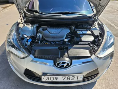Hyundai Veloster 2012, 95305 км, за 2619.14 USD - фото 6