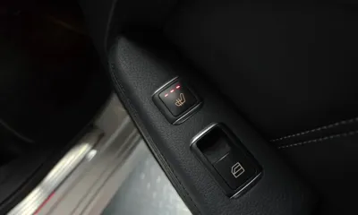 Mercedes-Benz E-Class 2016, 107486 км, за 8919.72 USD - фото 16
