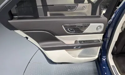 Lincoln Continental 2019, 121965 км, за 14476.48 USD - фото 25
