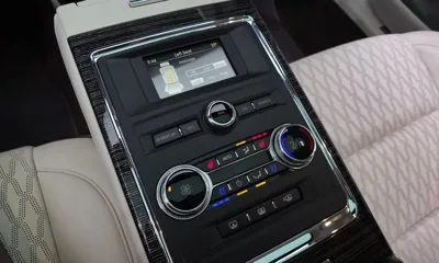 Lincoln Continental 2019, 121965 км, за 14476.48 USD - фото 29