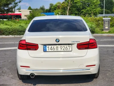 BMW 3-Series 2017, 125663 км, за 8664.83 USD