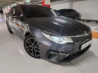 Kia K5 · 2019 год