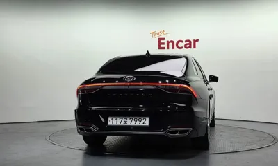 Hyundai Grandeur 2022, 89763 км, за 17112.65 USD