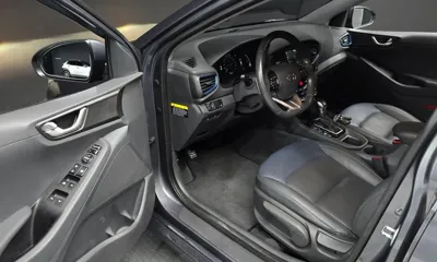 Hyundai Ioniq 2017, 162986 км, за 5399.43 USD - фото 10