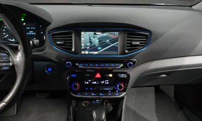 Hyundai Ioniq 2017, 162986 км, за 5399.43 USD - фото 13