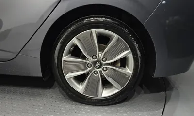 Hyundai Ioniq 2017, 162986 км, за 5399.43 USD - фото 21