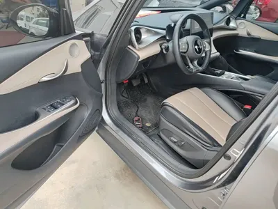 BYD Dolphin 2023, 51000 км, за 8710.84 USD - фото 16