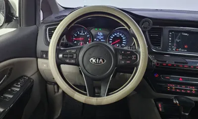 Kia Canival 2019, 132417 км, за 10733.81 USD - фото 13