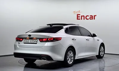 Kia K5 2016, 97730 км, за 5525.58 USD