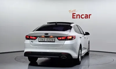 Kia K5 2016, 97730 км, за 5525.58 USD