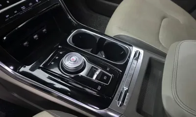 Kia Canival 2023, 65956 км, за 18642.51 USD - фото 9