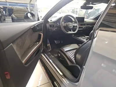 Audi RS 5 2020, 90000 км, за 48446.23 USD - фото 7