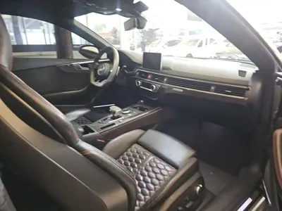 Audi RS 5 2020, 90000 км, за 48446.23 USD - фото 10