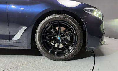 BMW 5-Series 2020, 105442 км, за 16848.36 USD