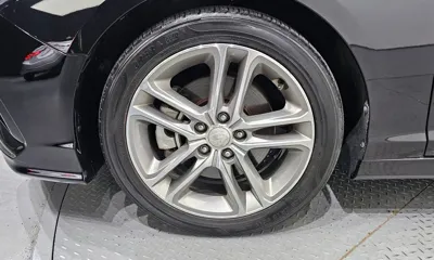 Hyundai Sonata 2018, 94248 км, за 8407.77 USD