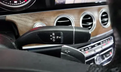 Mercedes-Benz E-Class 2018, 48794 км, за 15107.72 USD - фото 9