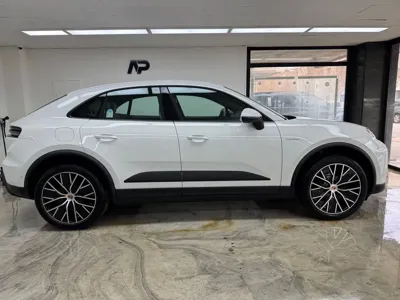 Porsche Macan 2025, 10000 км, за 85335.43 USD - фото 8