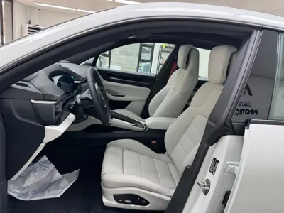 Porsche Macan 2025, 10000 км, за 85335.43 USD - фото 16