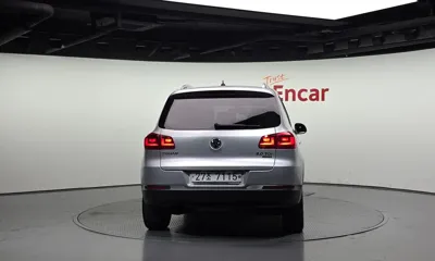 Volkswagen Tiguan 2015, 103850 км, за 4400.94 USD