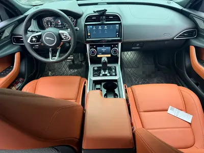 Jaguar XEL 2025, 15000 км, за 19272.4 USD