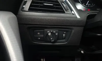 BMW 1-Series 2018, 85320 км, за 13456.74 USD - фото 17
