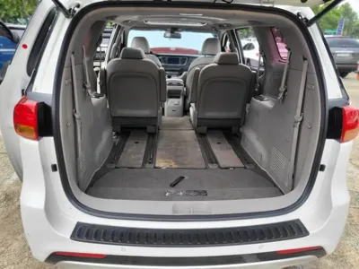 Kia Canival 2016, 191799 км, за 5798.05 USD
