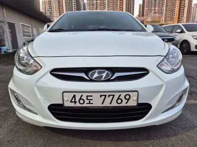 Hyundai Accent · 2011 год