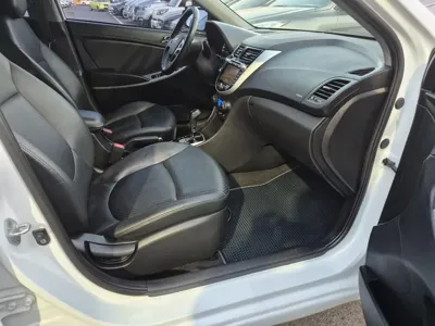 Hyundai Accent 2011, 130081 км, за 2487.86 USD - фото 11