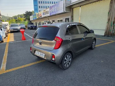 Kia Morning 2016, 150234 км, за 2592.88 USD