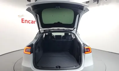 Tesla Model Y 2021, 201493 км, за 18892.52 USD - фото 20