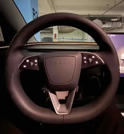 Tesla Model 3 2024, 35000 км, за 32558.43 USD